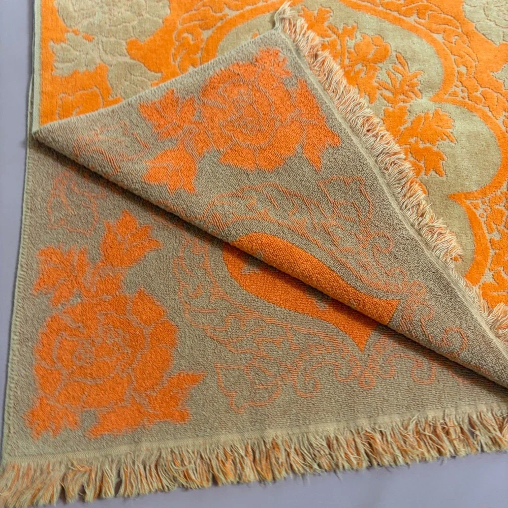 Vintage Fieldcrest Orange Gold sculpted Floral Damask Bath Towels  x2 Fringe